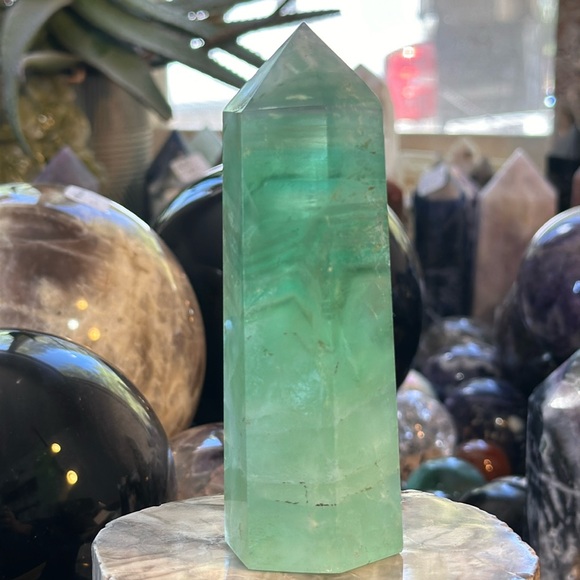 Green Fluorite Crystal Tower With Rainbows! - Picture 8 of 10